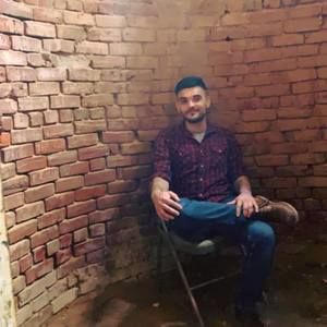 Meet your Posher, Andrew